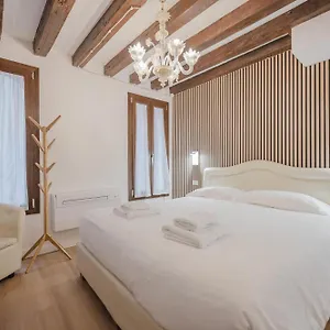Rialto 707 Venise